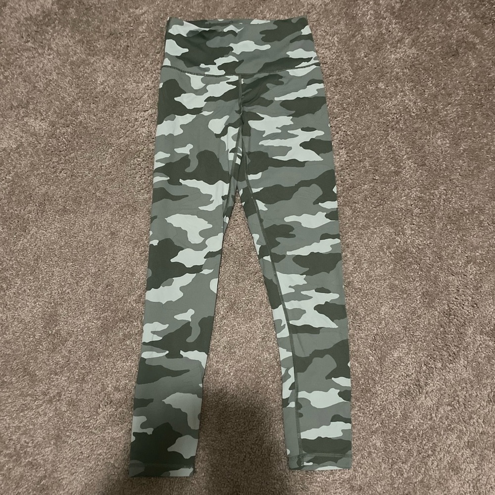 Athletic leggings